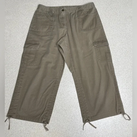 Style & Co Tie-Hem Cargo Capri Pants Size 8 - Picture 1 of 10